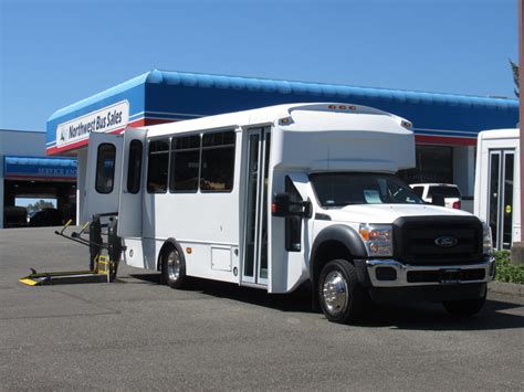 2016 Ford F 550 Champion Defender 16 Passenger Ada Shuttle Bus S67830 2016 Ford F 550 Champion Defender 16 Passenger Ada Shuttle Bus S67830