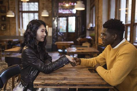 5 Dating Tips For When Dating Someone With A Histrionic Personality 5 Dating Tips For When Dating Someone With A Histrionic Personality