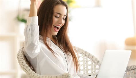 6 Must Try Tips To Find Ideal Partner In Online Dating Lifeberrys Com 6 Must Try Tips To Find Ideal Partner In Online Dating Lifeberrys Com