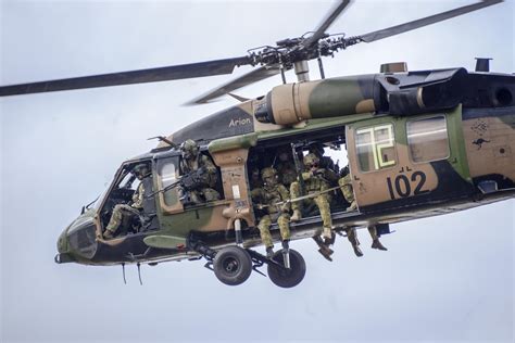70 Military Helicopters