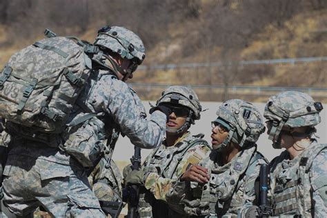 A Basic Leader Course Class Leader Gives Instructions Nara Dvids A Basic Leader Course Class Leader Gives Instructions Nara Dvids