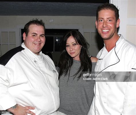 Actress Shannen Doherty With Executive Chefs Robert Hesse And Seth Actress Shannen Doherty With Executive Chefs Robert Hesse And Seth