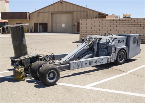 Age Flight Gets Air Force Weapons Loaders Out Of A Jam Amp Gt Edwards Air Age Flight Gets Air Force Weapons Loaders Out Of A Jam Amp Gt Edwards Air