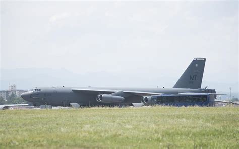Air Force B 52 Bomber Makes Rare Landing In Tokyo Due To Maintenance Air Force B 52 Bomber Makes Rare Landing In Tokyo Due To Maintenance