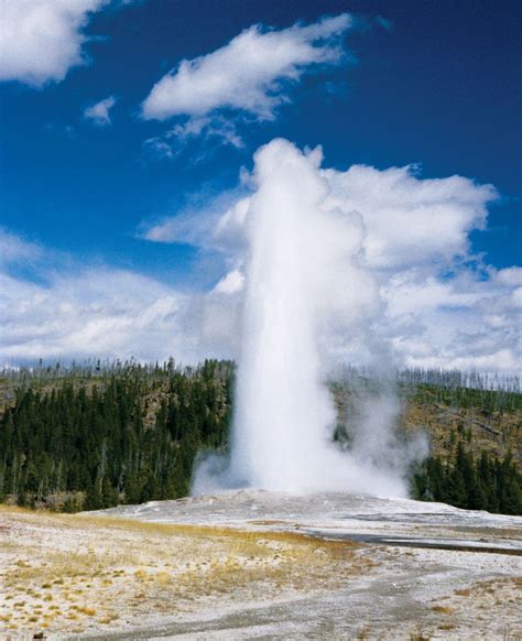 Altitude Of Old Faithful
