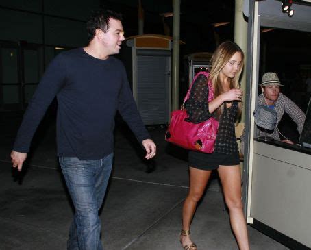 Amanda Bynes And Seth Macfarlane Are Dating Amanda Bynes And Seth Macfarlane Are Dating