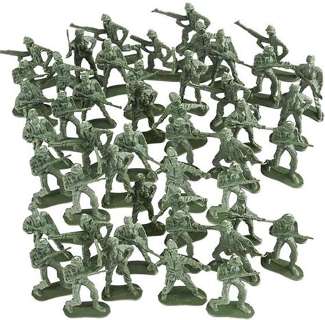 Amazon Com Artcreativity Little Green Army Men Toy Soldiers Bulk Pack Amazon Com Artcreativity Little Green Army Men Toy Soldiers Bulk Pack
