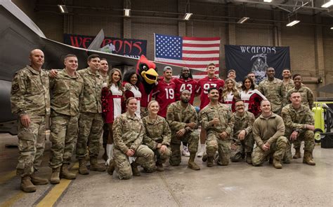 Arizona Cardinals Visit Luke In Salute To Service The Thunderbolt