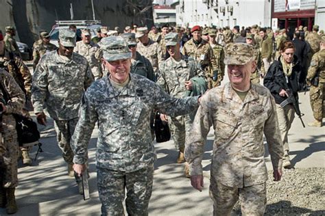 Army Considers Marine Corps Camo For New Uniforms Military Com Army Considers Marine Corps Camo For New Uniforms Military Com
