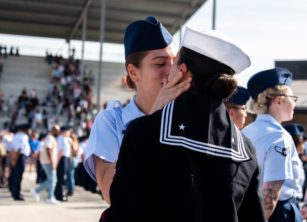 Bmt Increases Guests Adds Airman S Run To Graduation Ceremony Air Bmt Increases Guests Adds Airman S Run To Graduation Ceremony Air