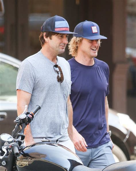 Brotherly Love Luke And Owen Wilson Walk In Nyc Celeb Donut Brotherly Love Luke And Owen Wilson Walk In Nyc Celeb Donut