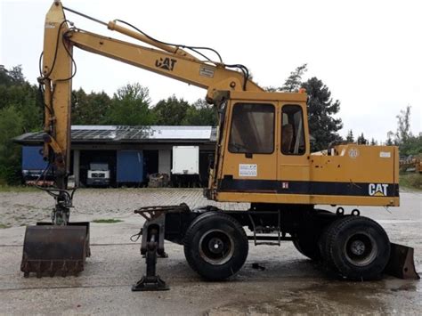 Cat 206 Heavy Equipment Guide