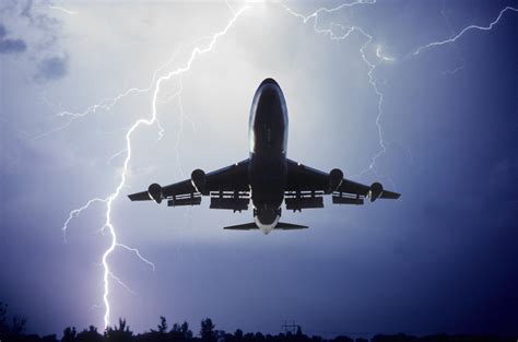 Does Lightning Strike Planes