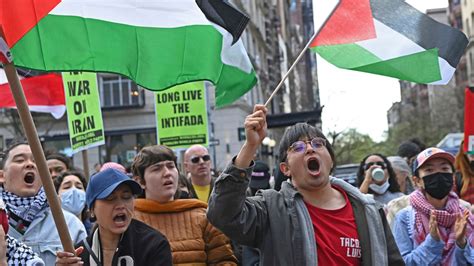 Dozens Arrested At Yale University And Columbia Cancels Classes Amid Dozens Arrested At Yale University And Columbia Cancels Classes Amid