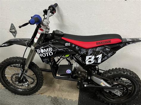 Featured Build Red Black Bomb Moto B1 Bolts Volts Featured Build Red Black Bomb Moto B1 Bolts Volts