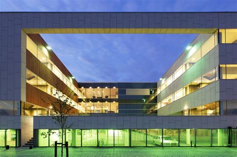 Gallery Of Simed Health Care Group Dhv Architects 7 Gallery Of Simed Health Care Group Dhv Architects 7