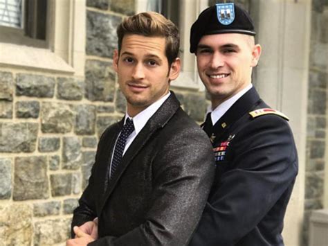 5 Gay Military Dating Tips