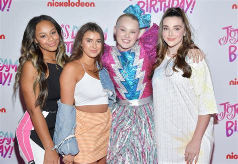 Her Dance Moms Friends Nia Frazier Kalani Hilliker And Kendall Her Dance Moms Friends Nia Frazier Kalani Hilliker And Kendall