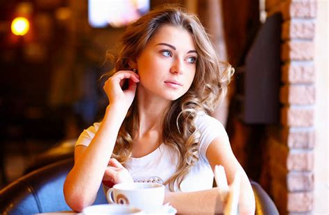 How To Meet Single Women Over 40 How To Successfully Approach A Woman How To Meet Single Women Over 40 How To Successfully Approach A Woman