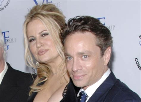 5 Ways Jennifer Coolidge Dates