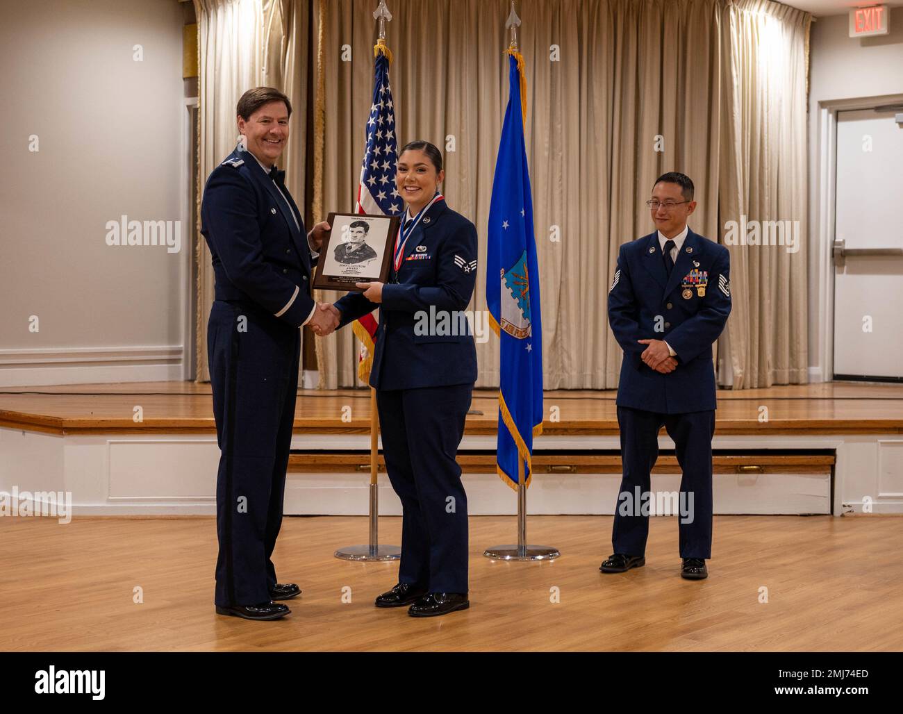 John L Levitow Award Hi Res Stock Photography And Images Alamy