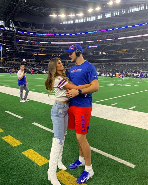 Josh Allen S Girlfriend Qb Ghosted Me For A Year After First Date Josh Allen S Girlfriend Qb Ghosted Me For A Year After First Date