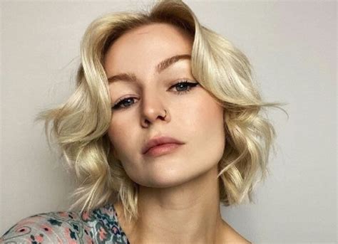 Kallmekris Kris Collins Biography Age Height And Boyfriend Kallmekris Kris Collins Biography Age Height And Boyfriend