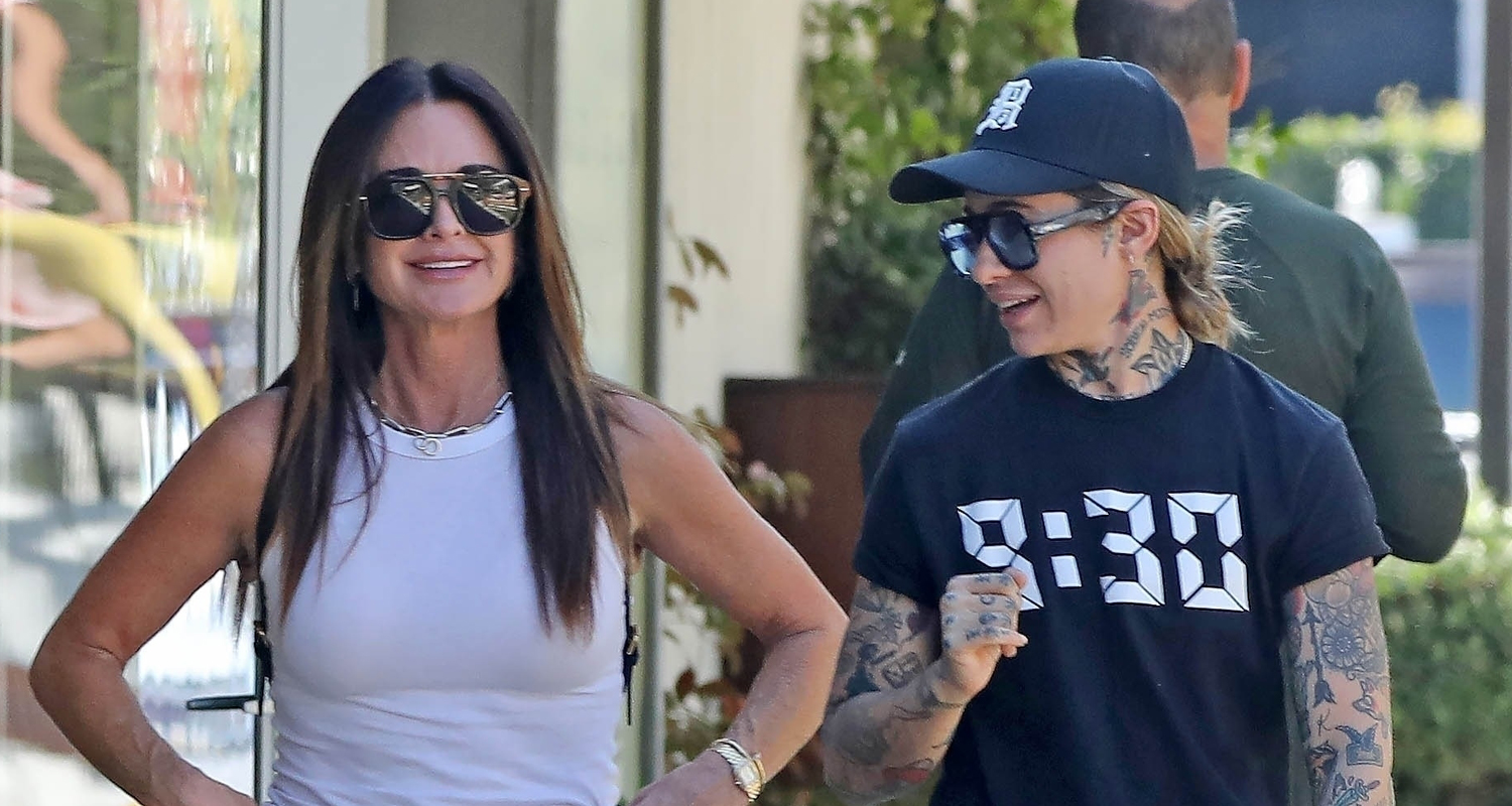 Kyle Richards Morgan Wade Grab Lunch Amid Dating Rumors Photo Kyle Richards Morgan Wade Grab Lunch Amid Dating Rumors Photo
