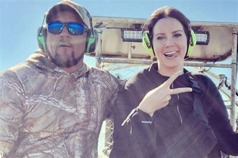 Lana Del Rey Sparks Dating Rumors With Alligator Tour Guide Jeremy Dufrene