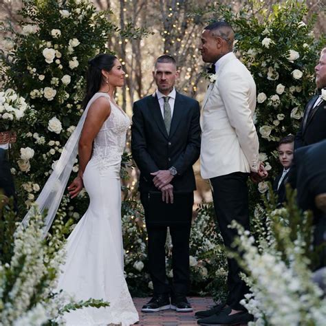 Las Vegas Love Aces Star Kelsey Plum Marries Raiders Tight End Darren Las Vegas Love Aces Star Kelsey Plum Marries Raiders Tight End Darren