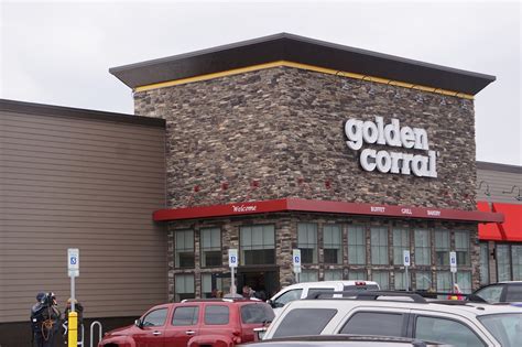 Lines Out The Door As Golden Corral Opens In Syracuse Syracuse Com