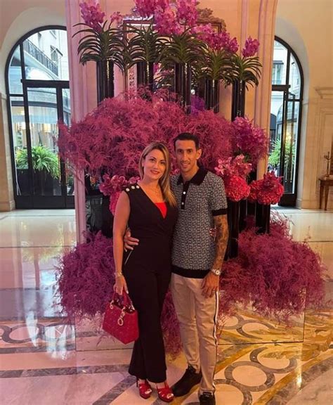 Lionel Messi S Wife Antonella Roccuzzo To Lissandro Martinez Gf Muri Lionel Messi S Wife Antonella Roccuzzo To Lissandro Martinez Gf Muri