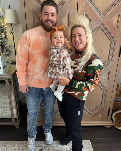 Long Island Medium Theresa Caputo Shares The First Photo Of Son Larry Long Island Medium Theresa Caputo Shares The First Photo Of Son Larry