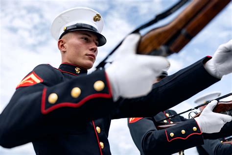 Marine Dress Marines Dress Blues Usmc Dress Blues Marine Dress Marines Dress Blues Usmc Dress Blues