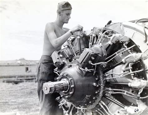 Mechanics Photography Marine Corps History Aviation Mechanic Mechanics Photography Marine Corps History Aviation Mechanic