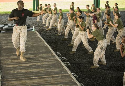 Men And Women At Marine Boot Camp Will Continue Training Separately Men And Women At Marine Boot Camp Will Continue Training Separately