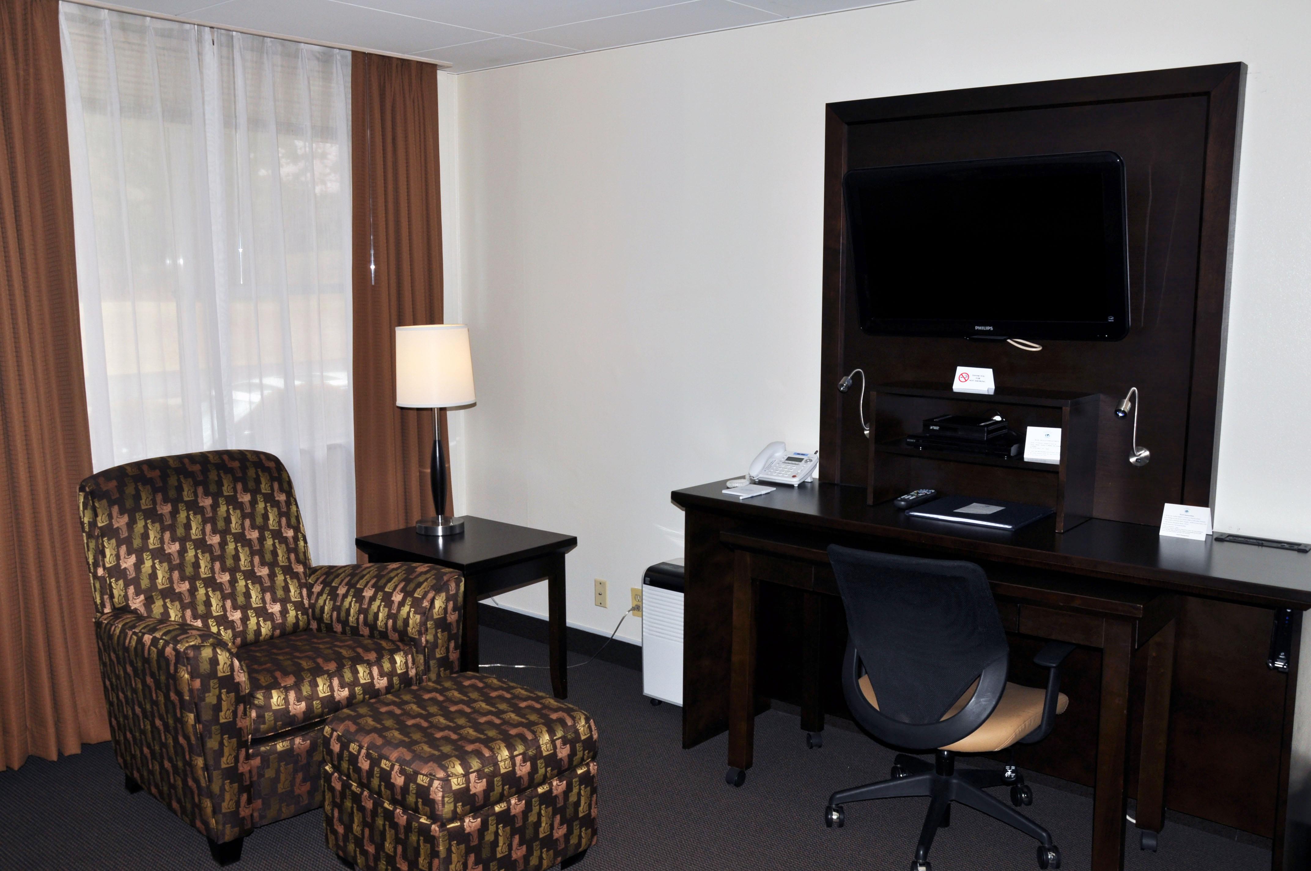 Navy Gateway Inn
