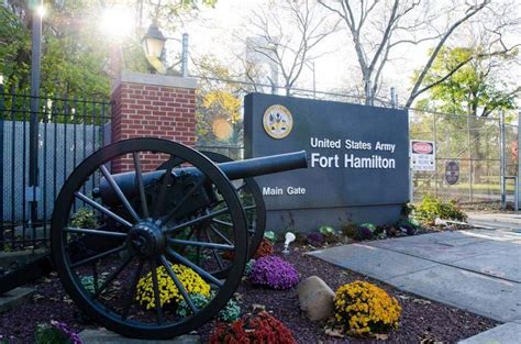 New York Fort Hamilton