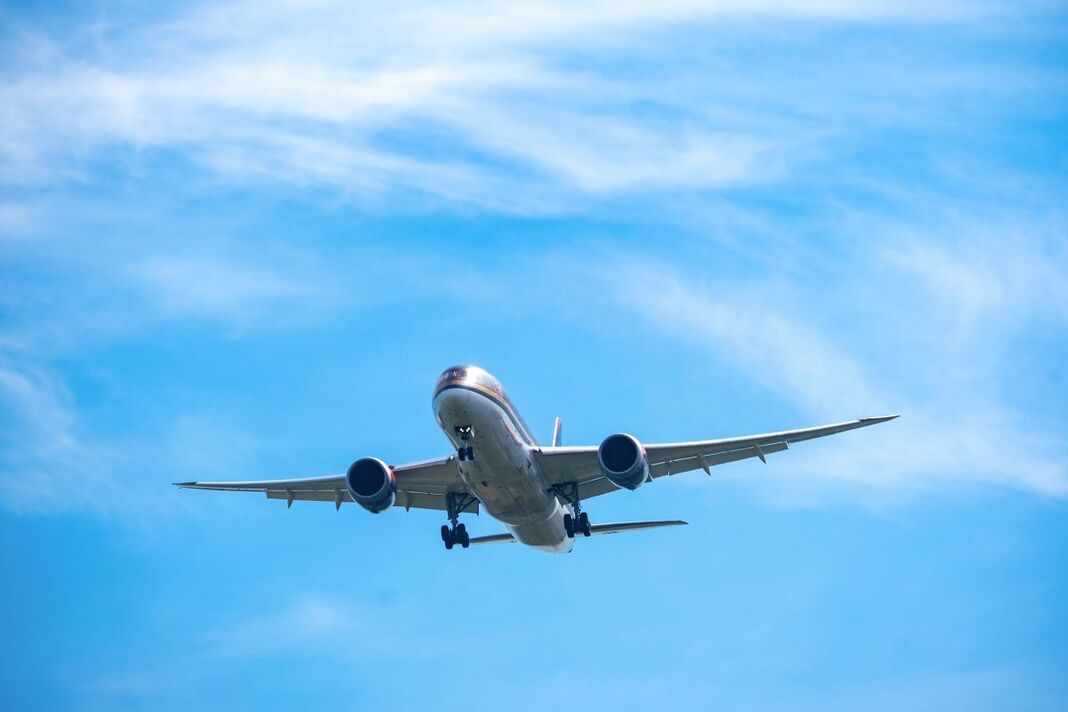 Plane With 4 Wings