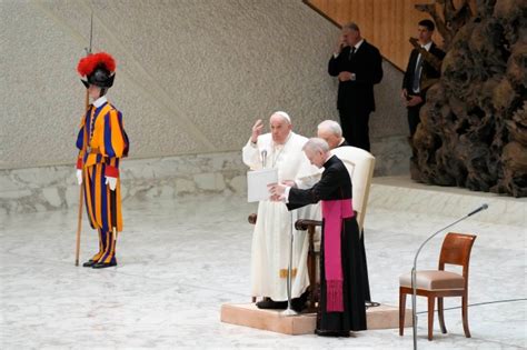 Pope Francis Dies At 88 After Final Easter Mass With The Faithful Pope Francis Dies At 88 After Final Easter Mass With The Faithful