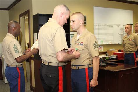 Rs Louisville Recruiter Earns Nam 4Th Marine Corps District News Rs Louisville Recruiter Earns Nam 4Th Marine Corps District News