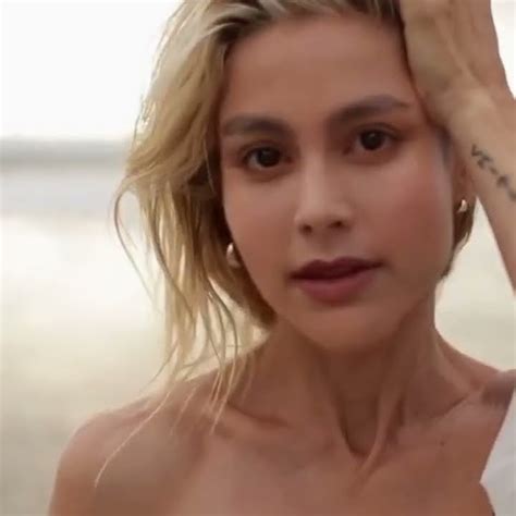 Safari Song New Version She Amp 39 S Look Like Gorgeous Model Beauty Safari Song New Version She Amp 39 S Look Like Gorgeous Model Beauty