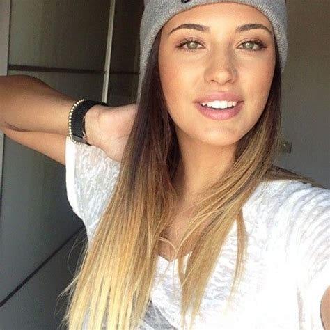 Several Rules You Should Know About Dating A Transgender Woman Several Rules You Should Know About Dating A Transgender Woman