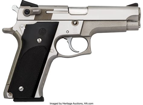 Smith Wesson Model 659 Semi Automatic Pistol Handguns Lot Smith Wesson Model 659 Semi Automatic Pistol Handguns Lot