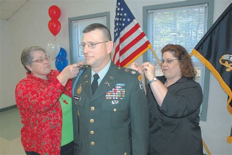 Soldier Goes From Officer To Enlisted To Officer Article The United Soldier Goes From Officer To Enlisted To Officer Article The United