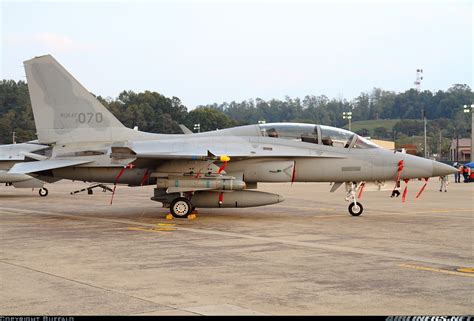 Ta 50 Golden Eagle