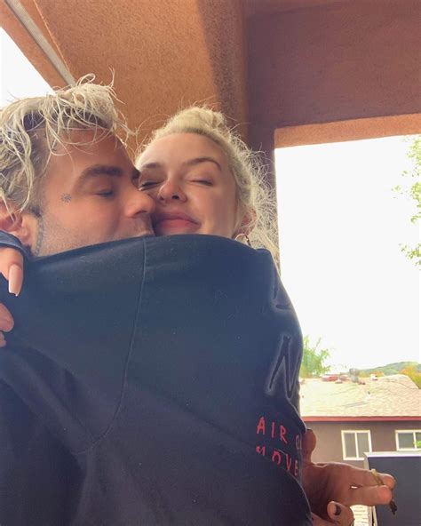 Tana Mongeau And Mod Sun Spark Dating Rumors Again In Pda Photos Life Tana Mongeau And Mod Sun Spark Dating Rumors Again In Pda Photos Life