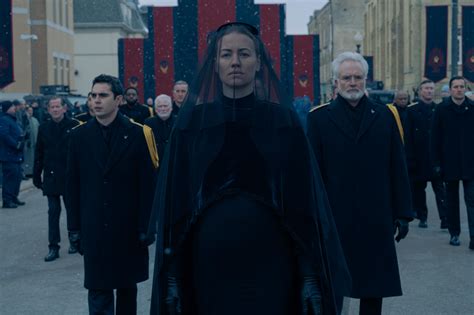 The Handmaid S Tale Season 5 Why Serena Includes Spoiler In Fred S The Handmaid S Tale Season 5 Why Serena Includes Spoiler In Fred S