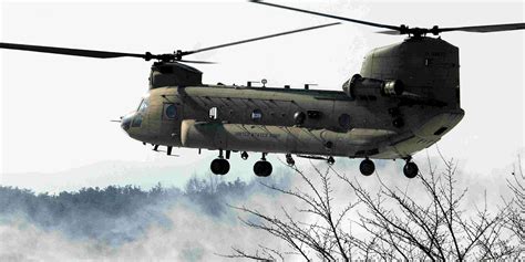 The Largest And Fastest Helicopter In The American Army Is The Ch 47 The Largest And Fastest Helicopter In The American Army Is The Ch 47