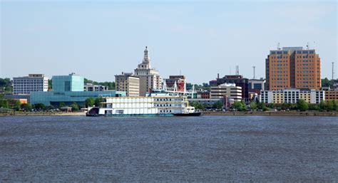 Travel Tips For Memorial Day Around The Quad Cities Travel Tips For Memorial Day Around The Quad Cities